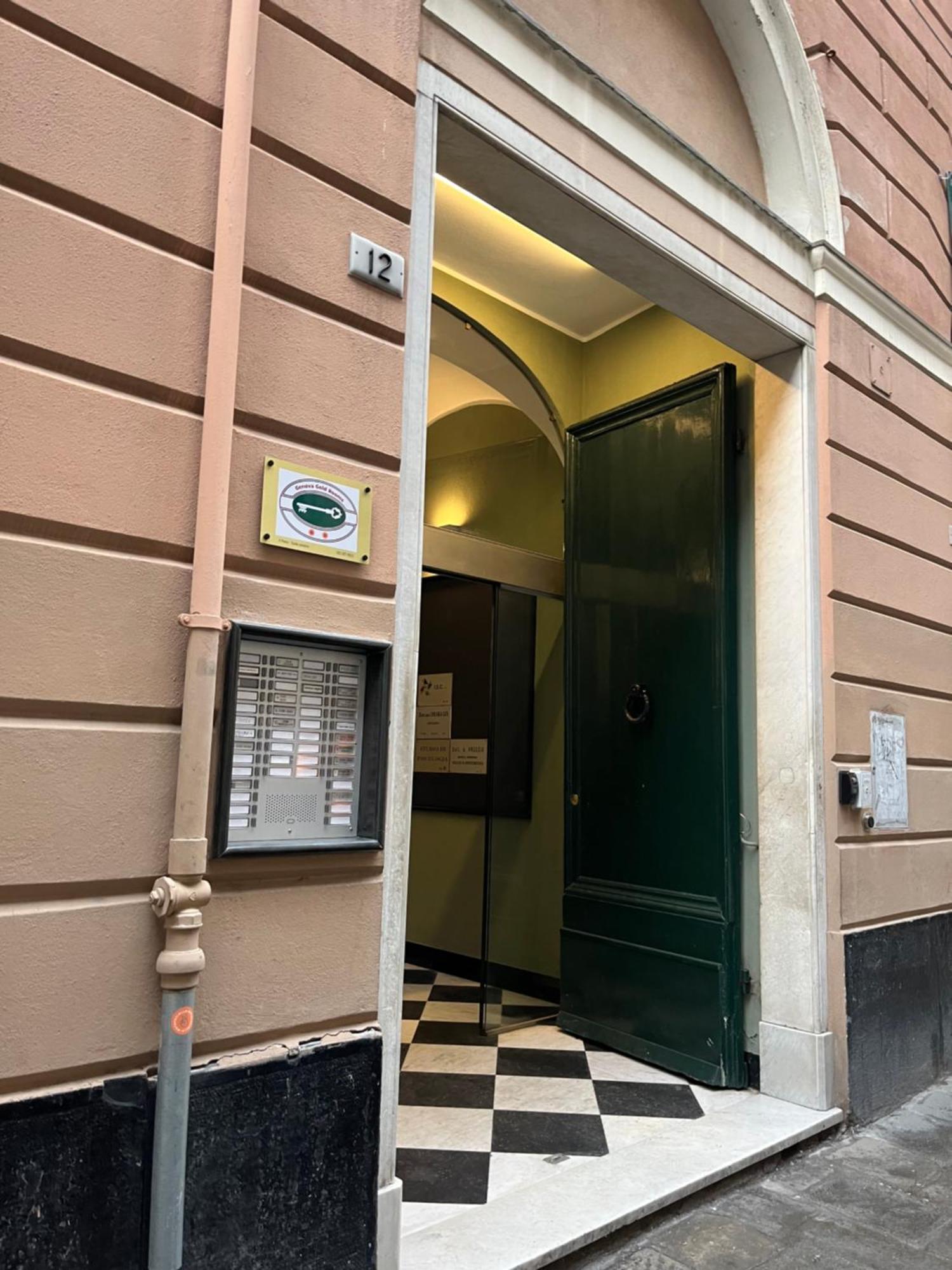 Genova Gold Rooms Exterior photo