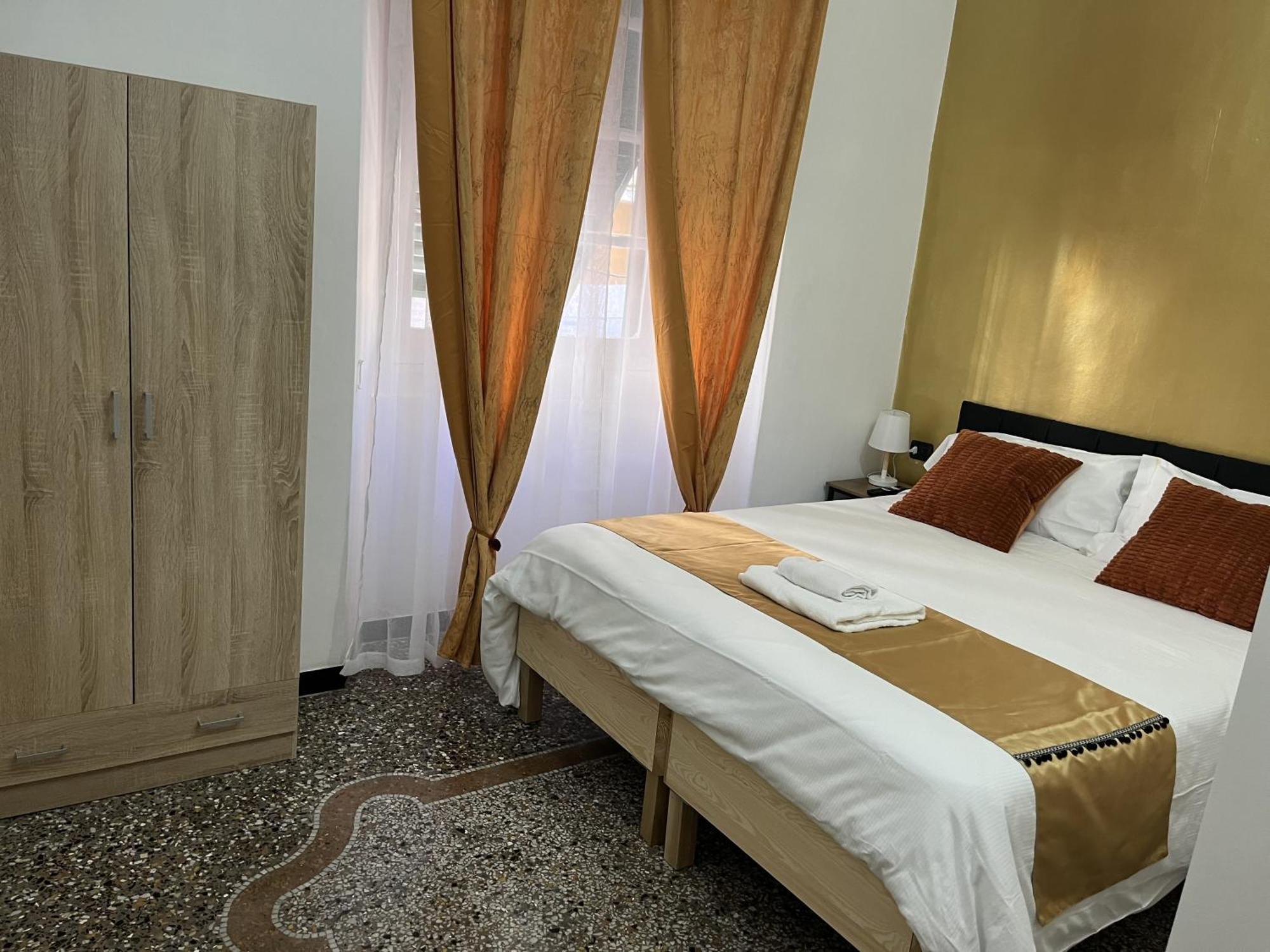 Genova Gold Rooms Exterior photo