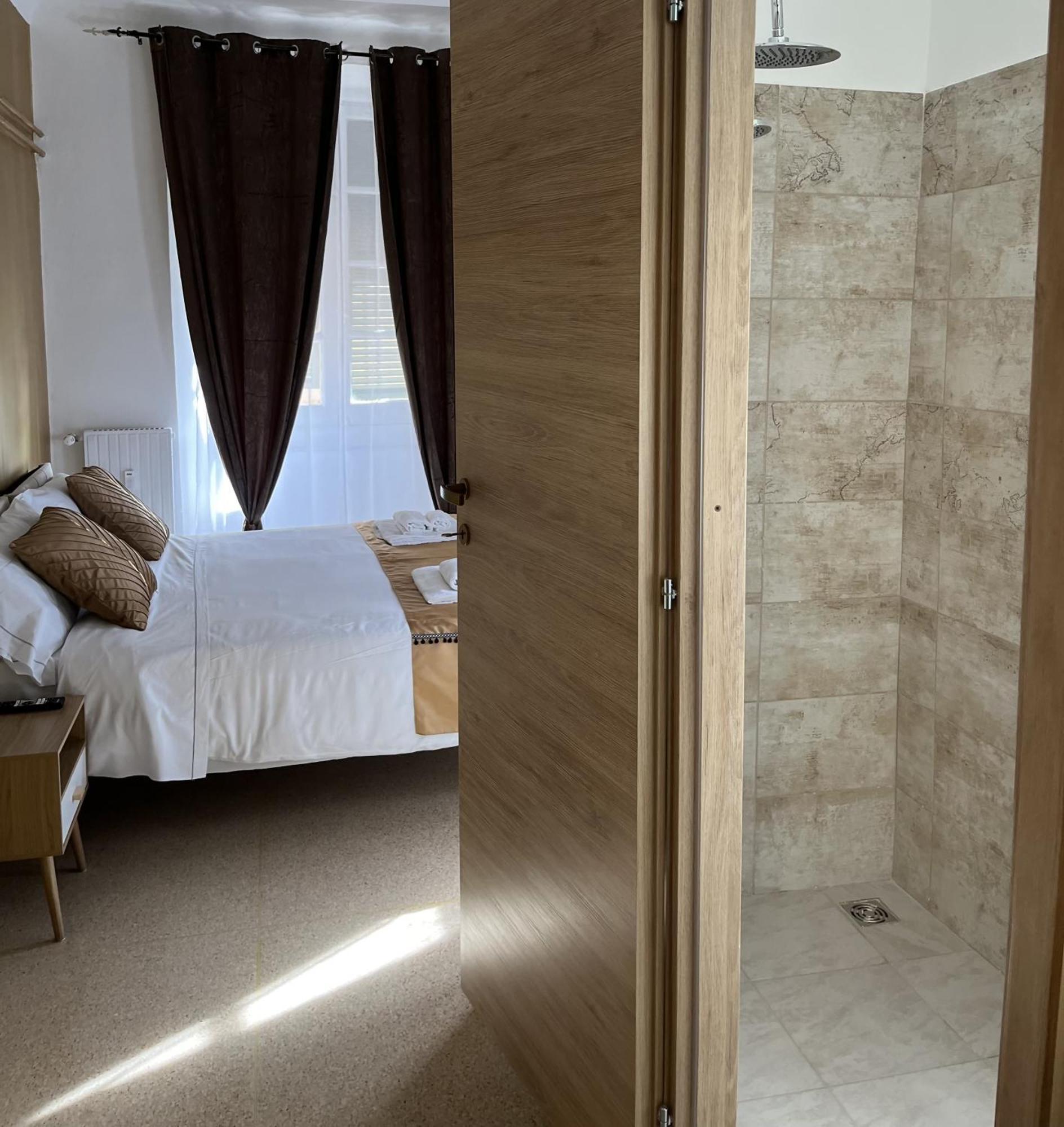 Genova Gold Rooms Exterior photo